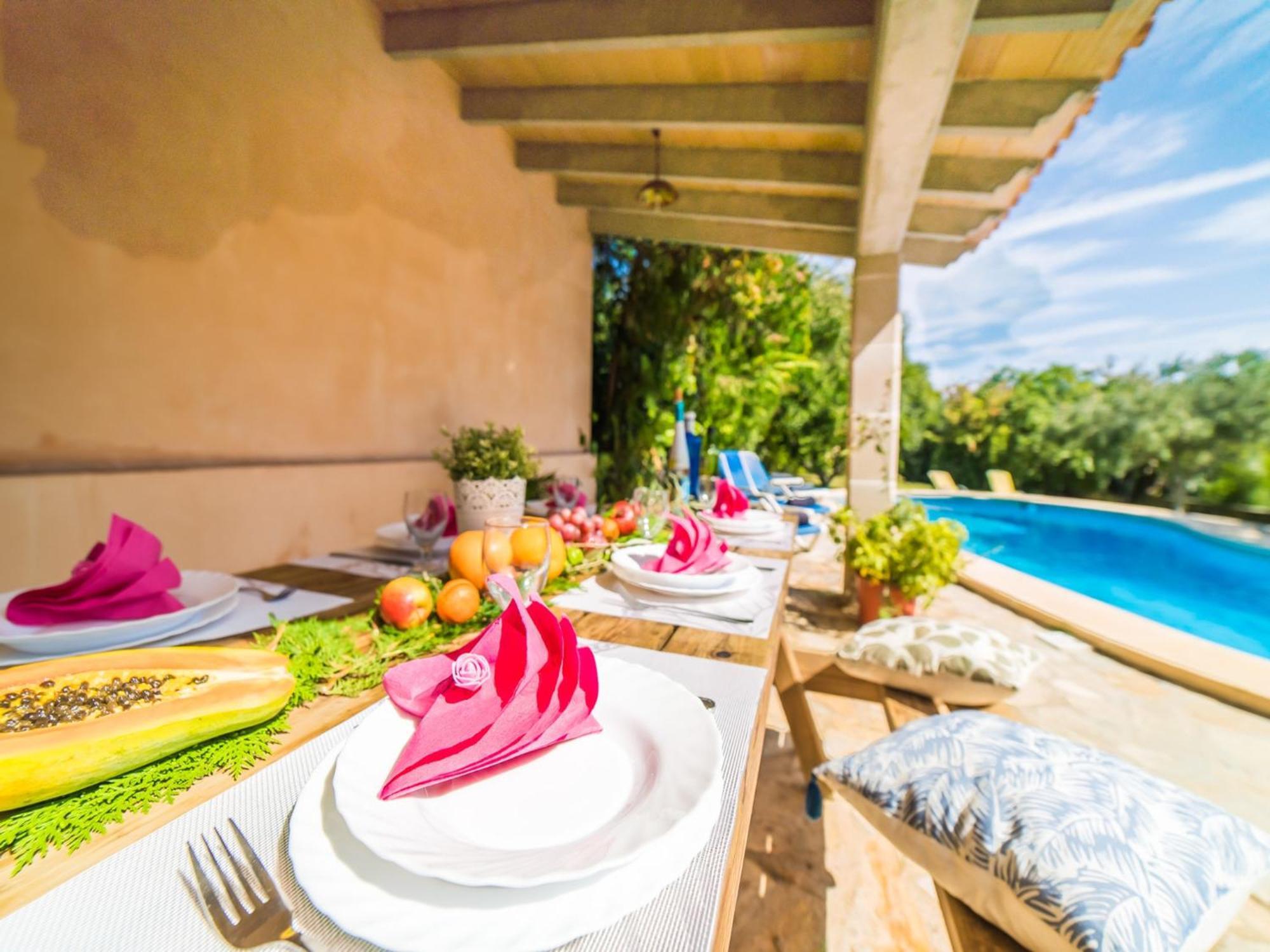 Semesterbostad Charming Finca, 500m From