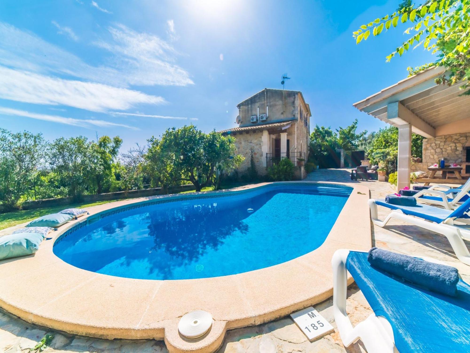 Charming Finca, 500m From Ferienhaus *