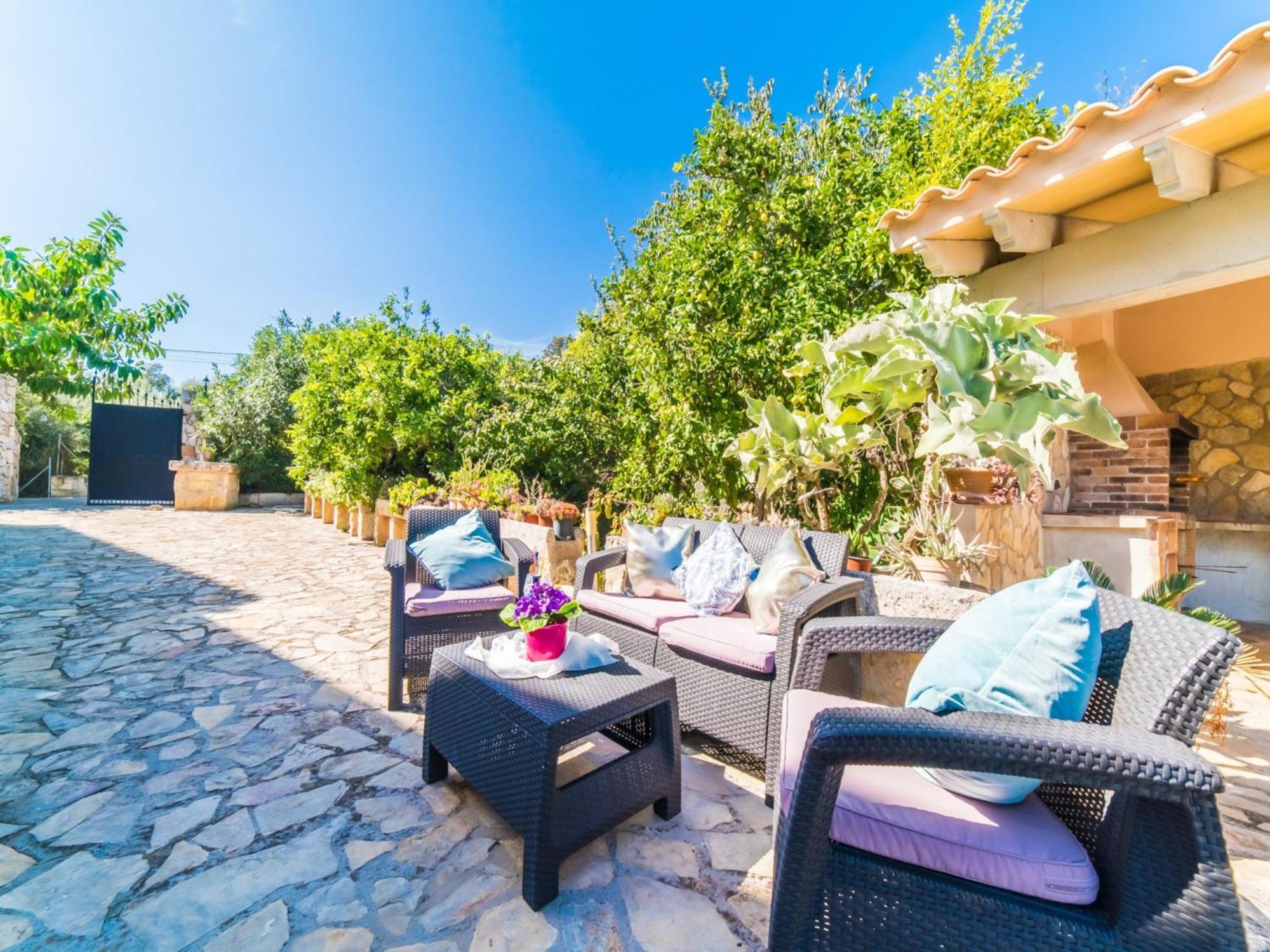 Ferienhaus Charming Finca, 500m From
