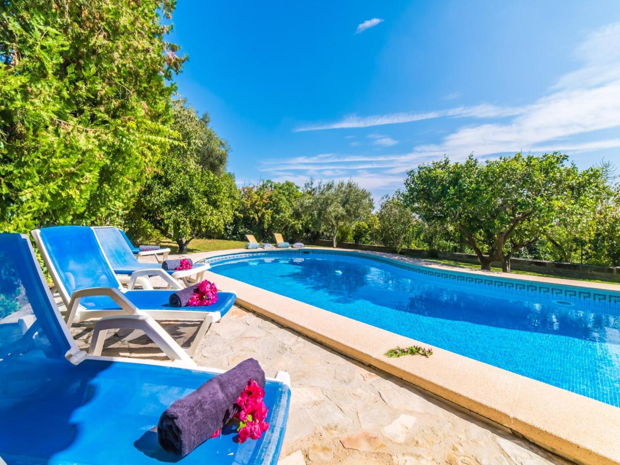 Charming Finca, 500m From Ferienhaus Búger