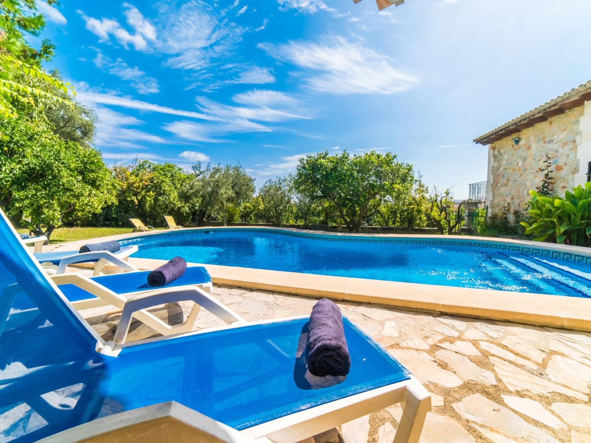 Charming Finca, 500m From *